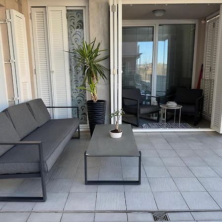 Titanium Apartment Izola Exterior foto